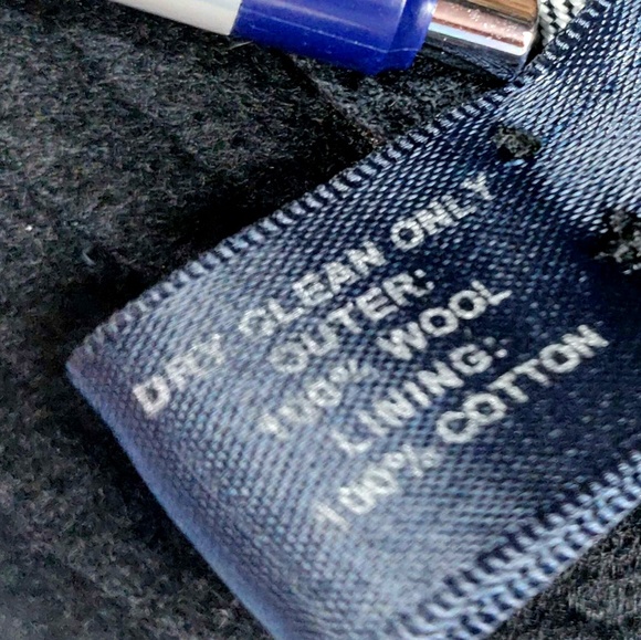 BURBERRY London Black Wool Bucket Hat Medium - Picture 3 of 6